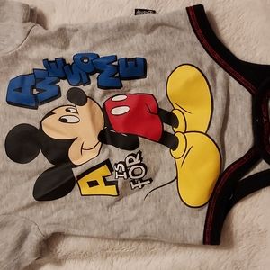 Mackey Mouse 0-3 month shirt